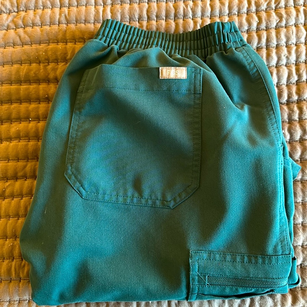 Caribbean Blue Figs Yola Skinny Scrub Bottoms Size - Medium Tall